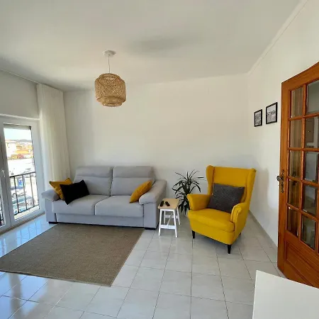Апартаменты Casa Da Estacao_sao Martinho Do Porto