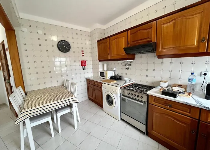Casa Da Estacao_sao Martinho Do Porto Апартаменты