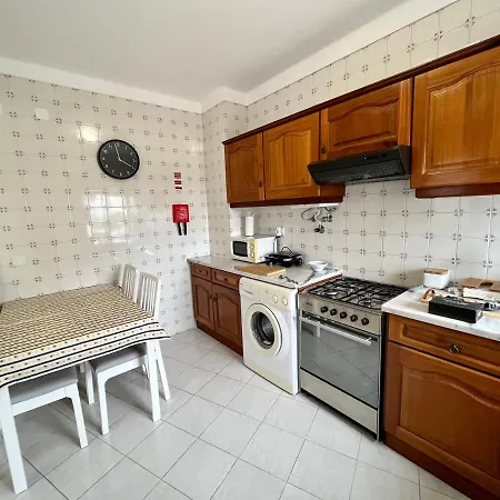 Casa Da Estacao_sao Martinho Do Porto דירה