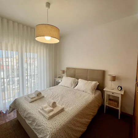 Casa Da Estacao_sao Martinho Do Porto 아파트