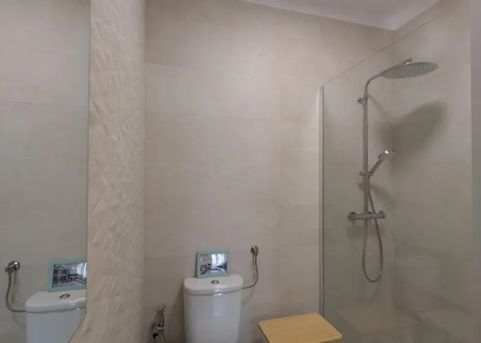 Casa Da Estacao_sao Martinho Do Porto * Сан-Мартинью-ду-Порту